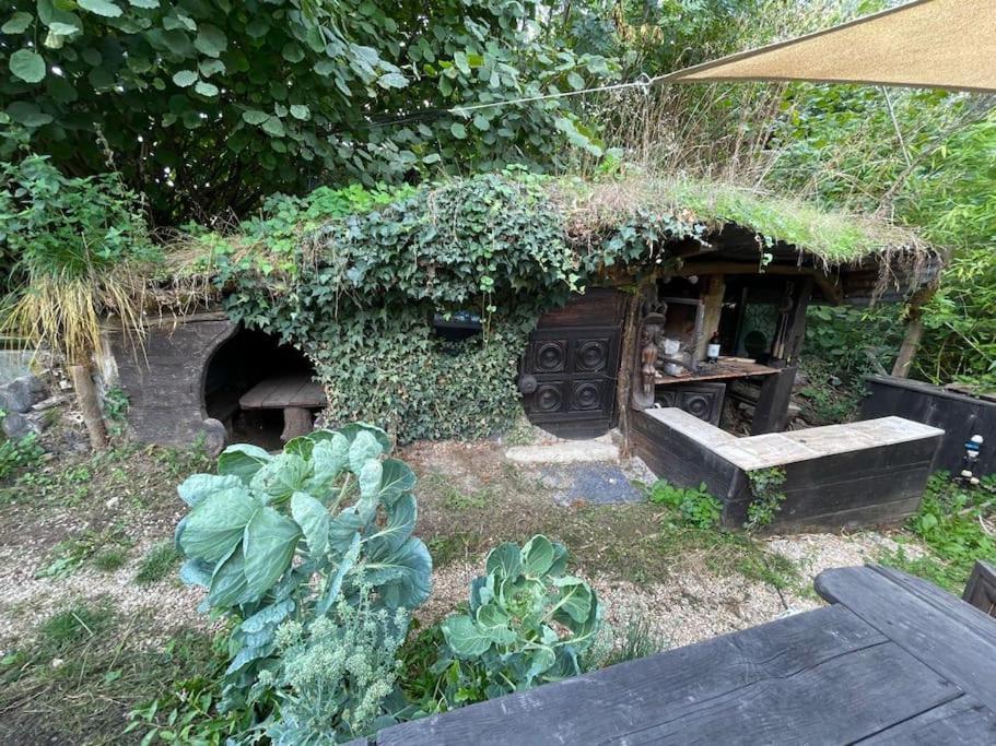 La Tiny House De Chaparon Apartment Lathuile Luaran gambar